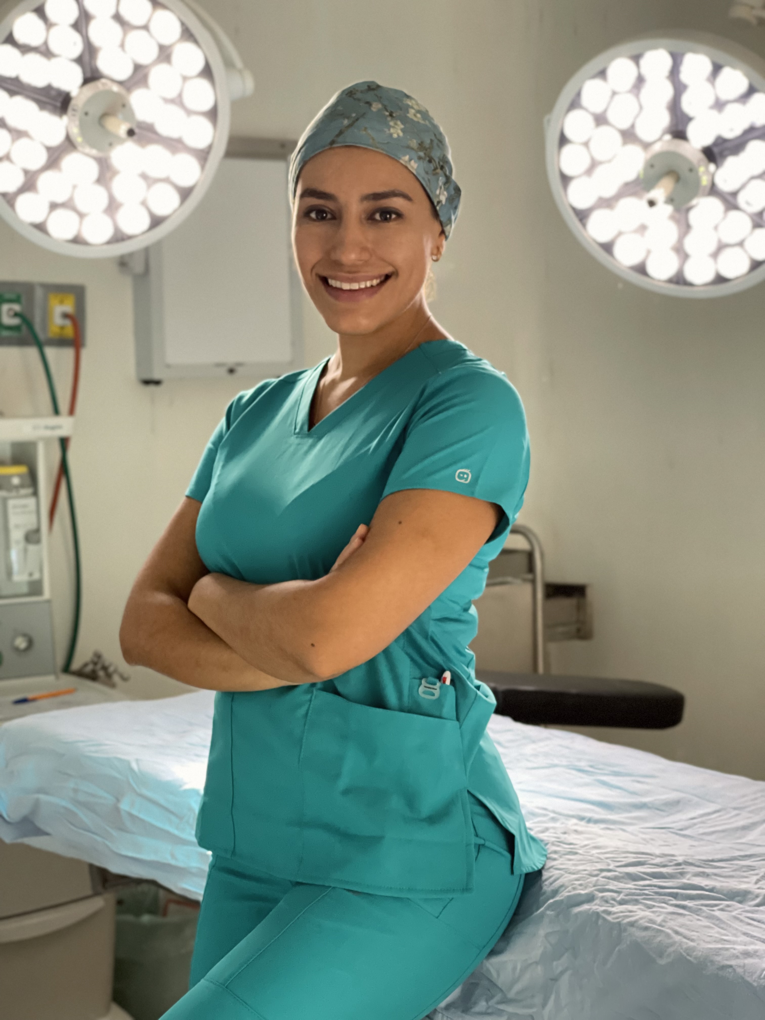 Dra. Paola Gonzalez Hernandez — Cirujana General, Guadalajara